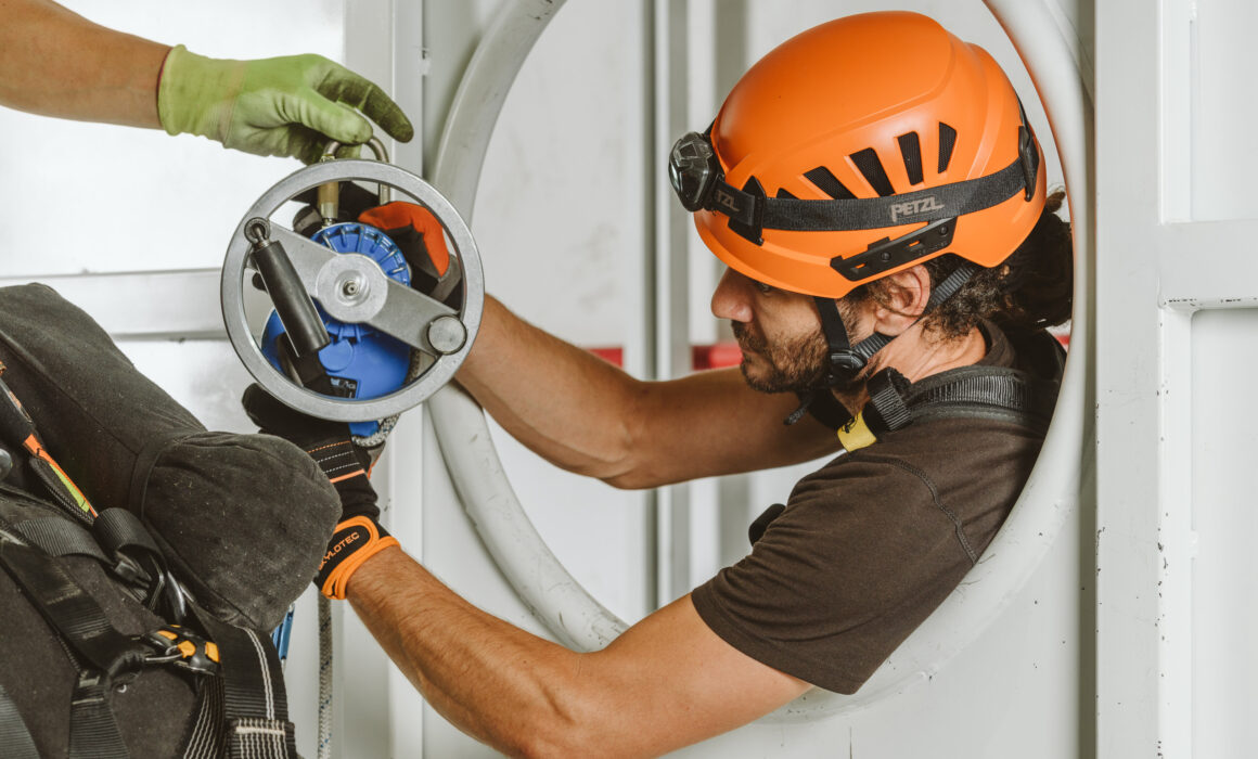 profesionalidad, experiencia, formacion, servicio integral de epis